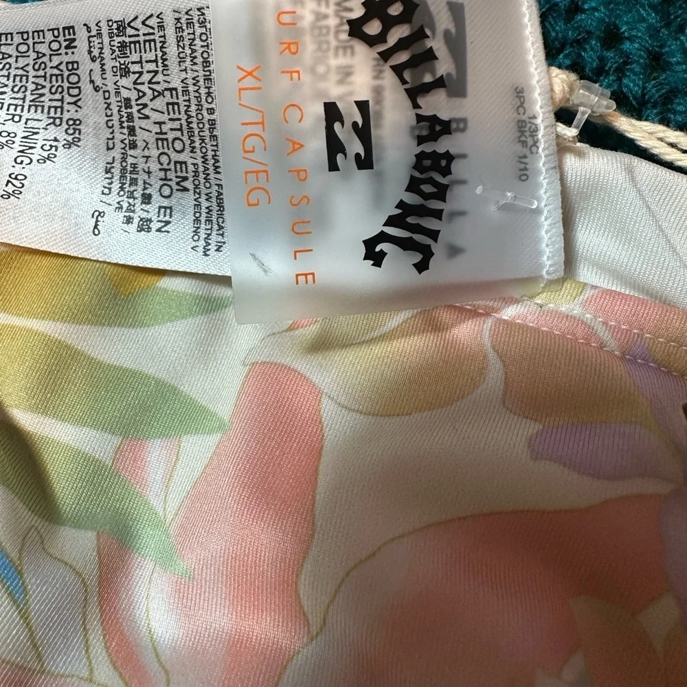 Billabong Multicolor Floral Bikini Bottom Swimwear, NWT!! - Picture 5 of 5